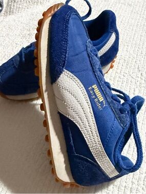 Puma Kids Easy Rider Sneakers - Royal Blue/White with Gum Sole